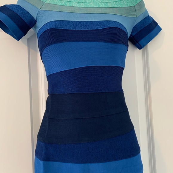 Dress - Picture 5 of 5